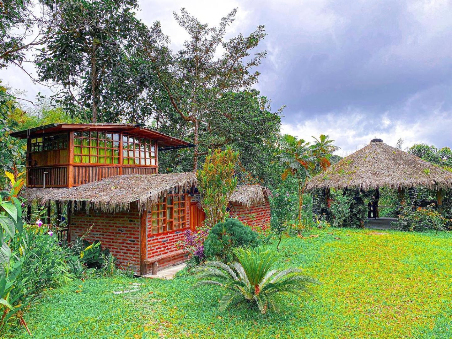 Casa De Vista Alta Hotel Mindo Buitenkant foto